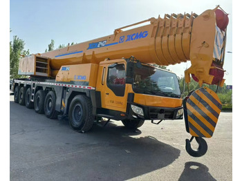 Grue mobile XCMG XCA240