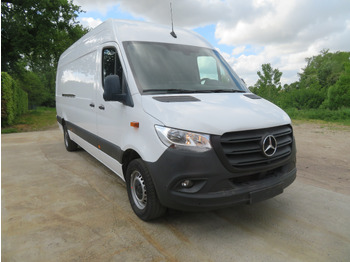 Fourgon utilitaire MERCEDES-BENZ Sprinter 317