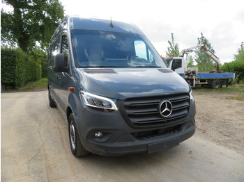 Fourgon utilitaire MERCEDES-BENZ