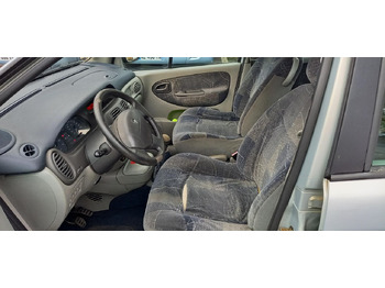 Voiture MEGANE ESSENCE (241): photos 4 Voiture MEGANE ESSENCE (241): photos 4