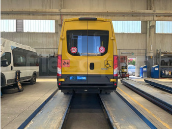 Bus scolaire Iveco Daily: photos 5 Bus scolaire Iveco Daily: photos 5