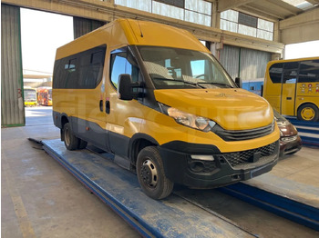 Bus scolaire IVECO Daily