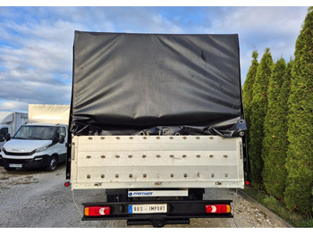 Camion à rideaux coulissants Nissan ATLEON 3.0 150KM: photos 4 Camion à rideaux coulissants Nissan ATLEON 3.0 150KM: photos 4