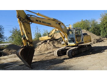 NEW HOLLAND E 245 B — crédit-bail NEW HOLLAND E 245 B: photos 3