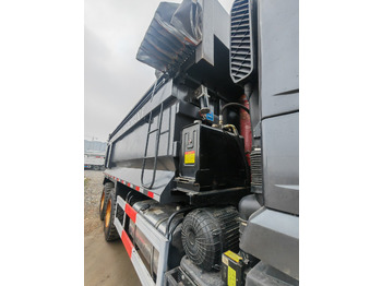 Tombereau SHACMAN X3000 6x4 dump truck: photos 5