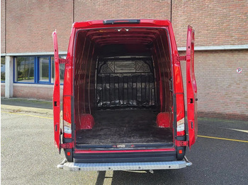 Iveco Daily 35S12 — crédit-bail Iveco Daily 35S12: photos 4