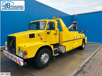 Camion grue VOLVO N10