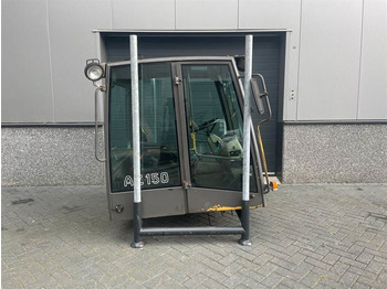 Cabine et intérieur AHLMANN