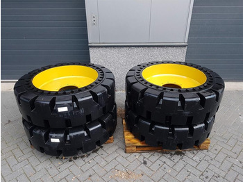 Cat 910/914 - 447-1131 - Tyre/Reifen/Band — crédit-bail Cat 910/914 - 447-1131 - Tyre/Reifen/Band: photos 2