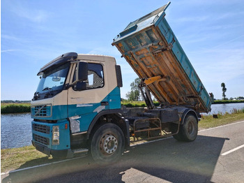 Camion benne VOLVO FM