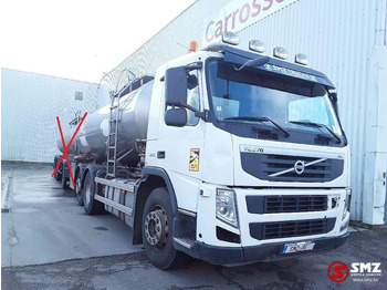 Camion citerne VOLVO FM