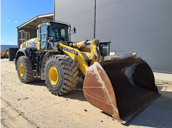 Chargeuse sur pneus KOMATSU WA475