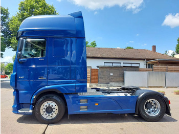 Tracteur routier DAF XF 106 530