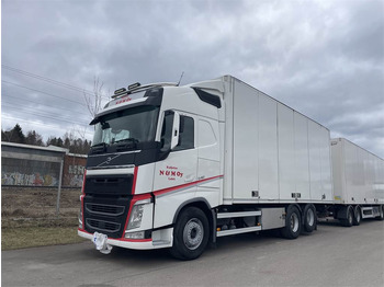 Camion fourgon VOLVO FH