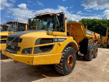 Tombereau articulé VOLVO A25G