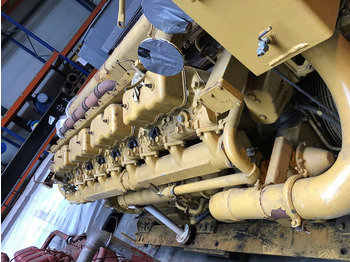 Engins de chantier CATERPILLAR