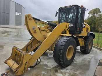 Chargeuse sur pneus CATERPILLAR 938M