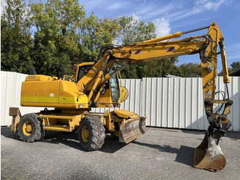 Pelle sur pneus VOLVO EW140D