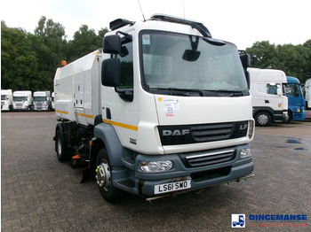 Balayeuse de voirie DAF LF 55.220 4x2 Scarab sweeper: photos 2