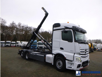 Camion ampliroll Mercedes-Benz Actros 2843 6x2 Hyva container hook 20t: photos 2 Camion ampliroll Mercedes-Benz Actros 2843 6x2 Hyva container hook 20t: photos 2