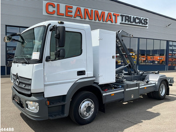 Camion ampliroll MERCEDES-BENZ Atego 1218