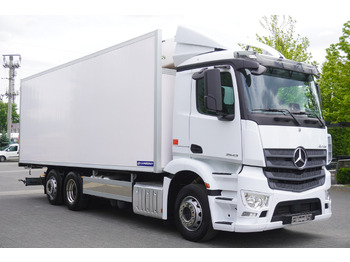 Camion frigorifique MERCEDES-BENZ 2543 / NEW Lamberet refrigerator/ 160 tho. km / steered 3rd axle: photos 2