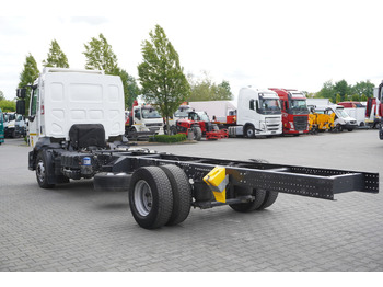 Châssis cabine RENAULT D16 / Chassis 7.1 m / Differential lock: photos 5