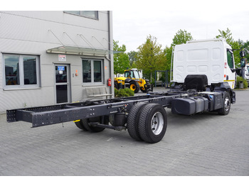 Châssis cabine RENAULT D16 / Chassis 7.1 m / Differential lock: photos 3