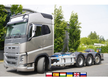 Camion grue VOLVO FH16 750