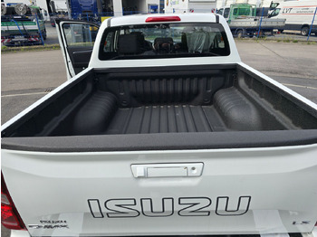 SUV Isuzu PICK UP LS inkl. Ladeflächenausspritzung, 25er M: photos 4