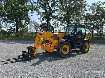 Chariot télescopique JCB