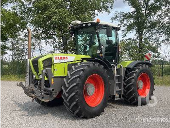 Tracteur agricole CLAAS Xerion 3800