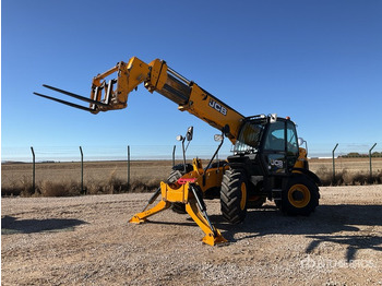 Chariot télescopique JCB