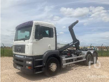 Camion ampliroll MAN
