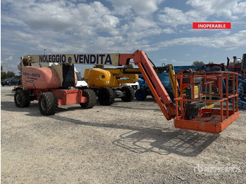 Nacelle articulée JLG