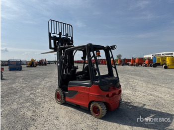 Chariot élévateur électrique 2014 Linde E30L-01 3000 kg Electric Forklift: photos 3
