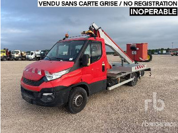 Camion avec nacelle IVECO