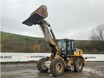 Chargeuse sur pneus CATERPILLAR 924