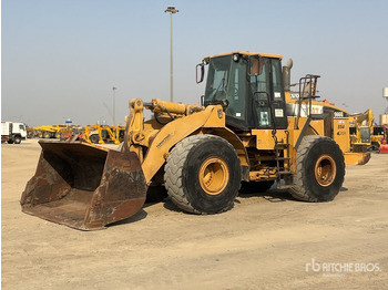 Chargeuse sur pneus CATERPILLAR 966G