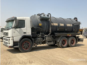 Camion vidangeur VOLVO FM 400