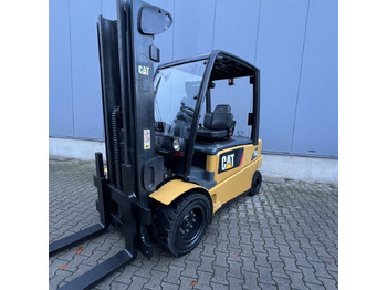 Chariot élévateur électrique CATERPILLAR EP