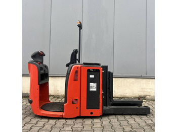 Chariot tracteur LINDE P30