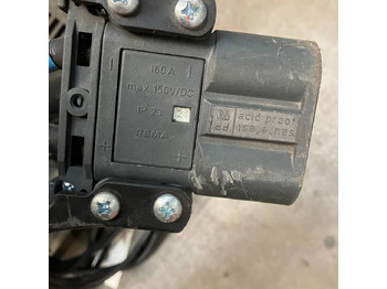 Pièces de rechange pour Matériel de manutention Hawker 24V/90A: photos 3