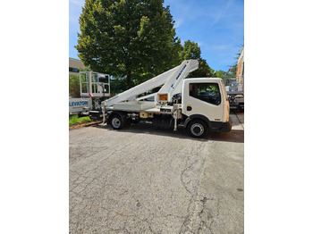 Camion avec nacelle MULTITEL