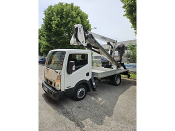 Camion avec nacelle OIL&STEEL
