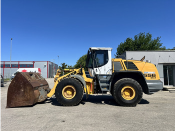 Chargeuse sur pneus LIEBHERR L 556