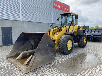 Chargeuse sur pneus KOMATSU WA270
