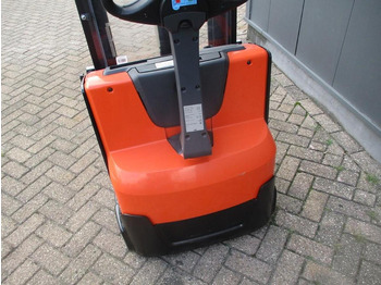 Gerbeur Toyota SWE 100: photos 4 Gerbeur Toyota SWE 100: photos 4