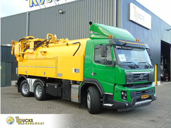 Camion vidangeur VOLVO FMX 420