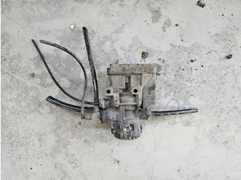 Valve de frein MAN TGX TGS / FRONT EBS VALVE / 81521066067: photos 2